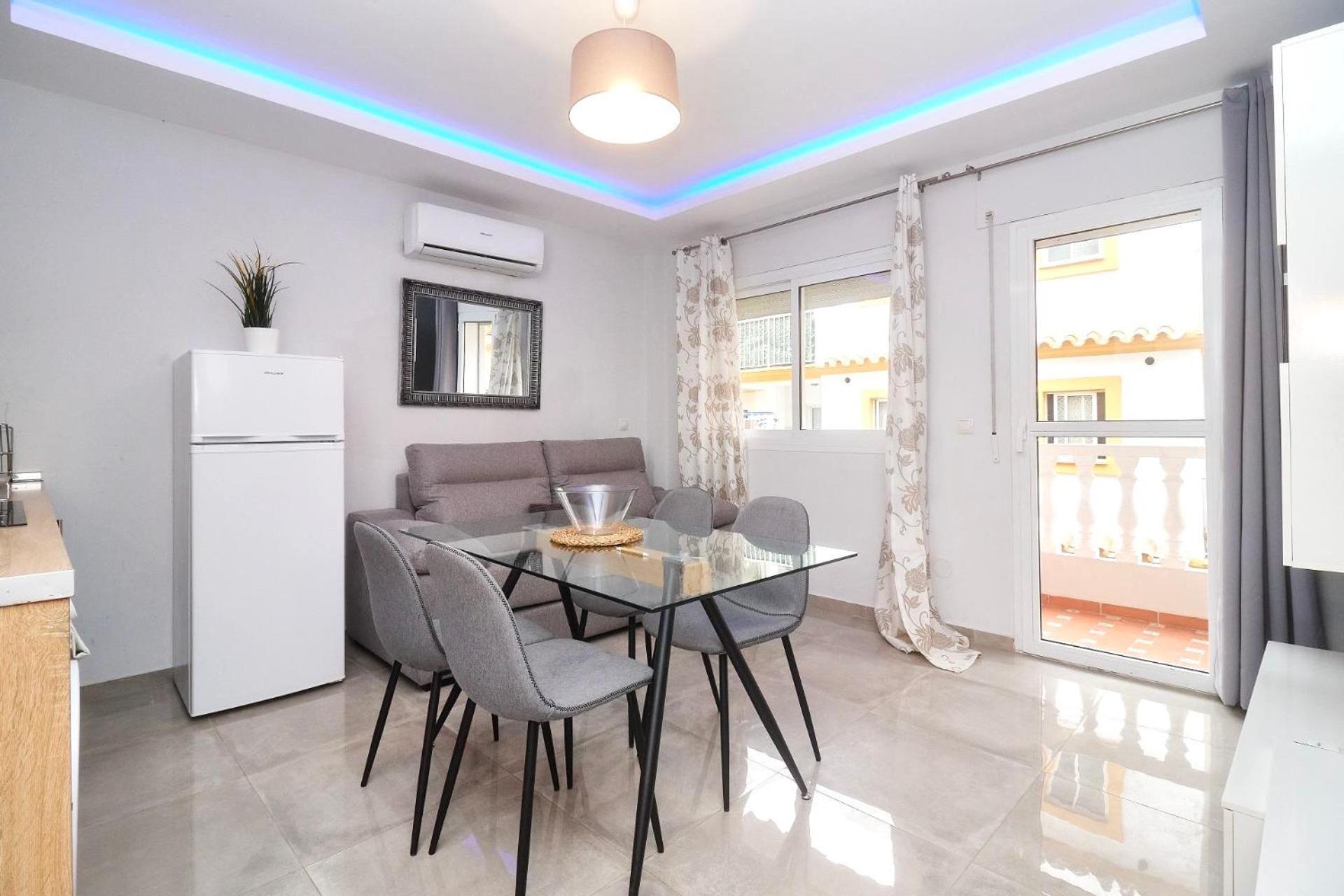Luxury Suites Фуэнхирола Экстерьер фото